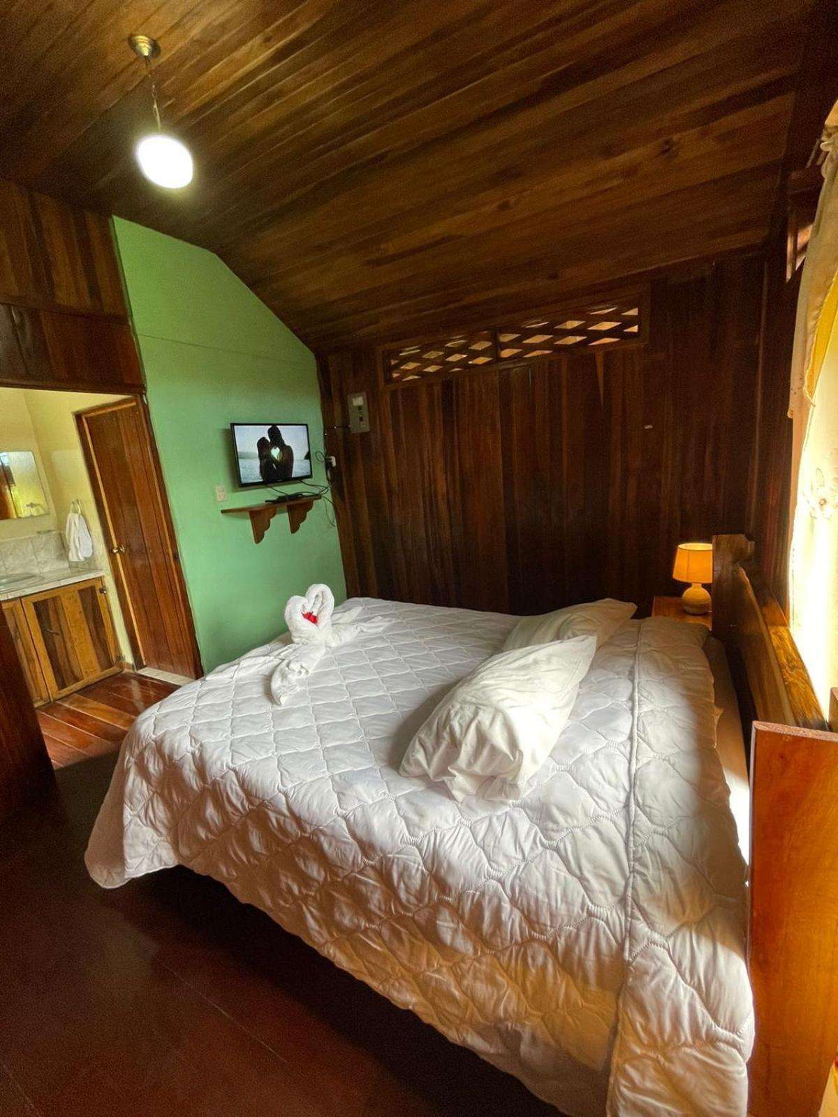 Cabinas La Catarata ラ・フォルトゥナ エクステリア 写真
